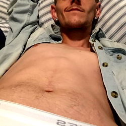 Anthony, Onlyfans Model Sharing His Shirtless Moment in Indiana