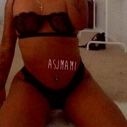OnlyFans Model Asemani, 20