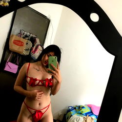 Estefany Diaz Solano: Colombian OnlyFans Model in Red Lingerie