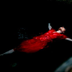 Awen's Underwater Elegance