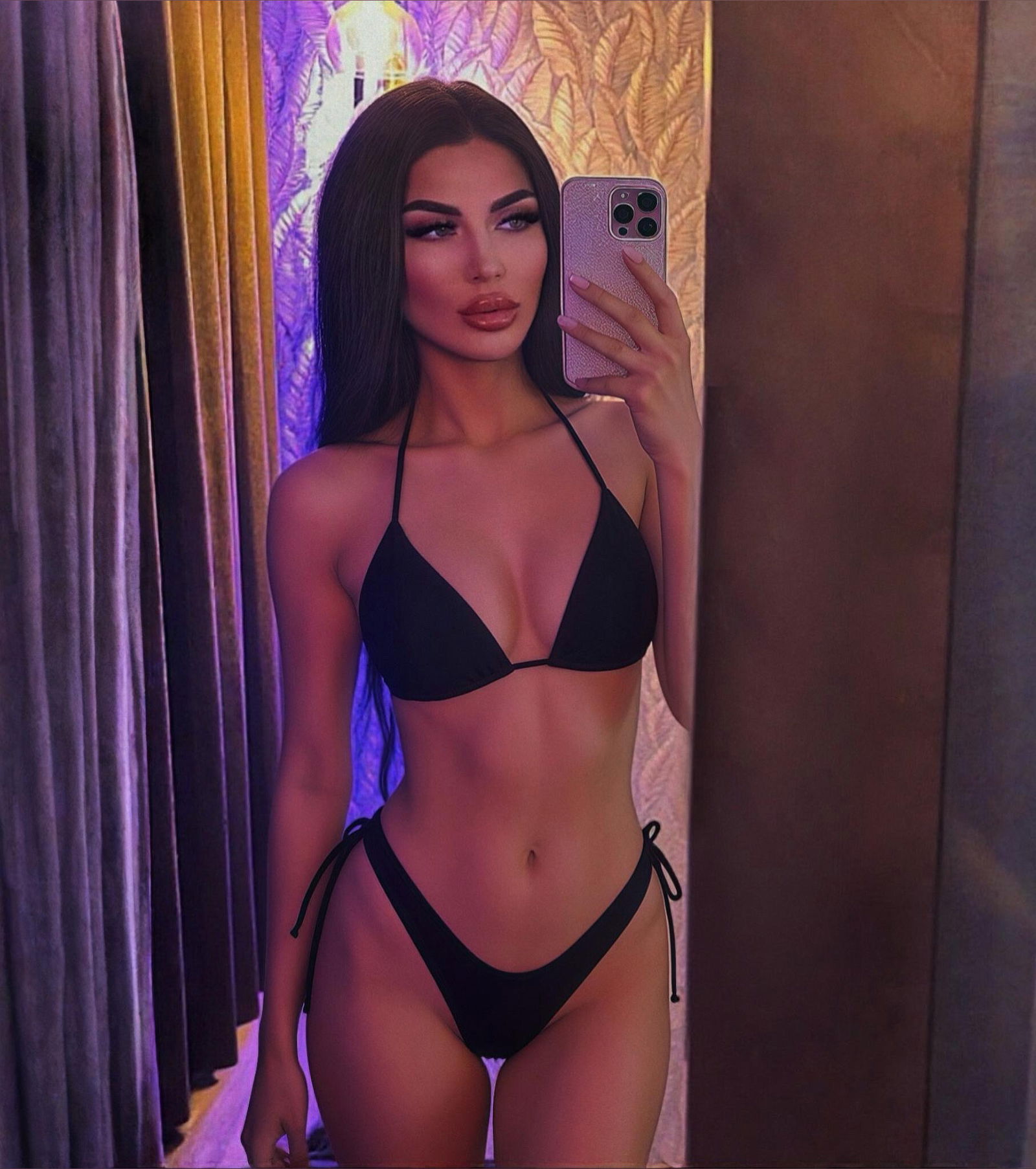 𝓛𝓪𝓷𝓪 🖤 𝐭𝐨𝐩 𝟎.𝟓% photo