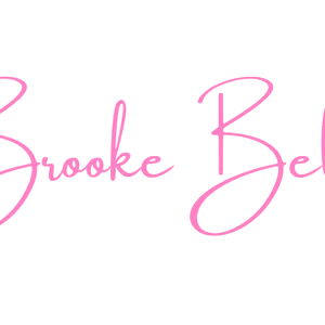 Brooke Bell ๐ photo