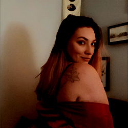 Britta: A Seductive Model