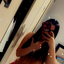 Fitness Model Abigail White in Swimsuit Photoshoot