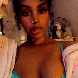 Stylish Aisha Showing Her Innerwear