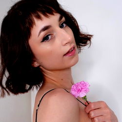 🌸 Flora Rodgers photo