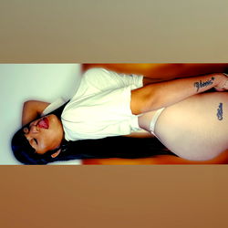 Latina 🇦🇷 VC RIGHT NOW! 😏💦💚 photo