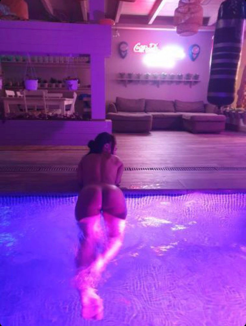 Asian Foxy 🦊🍑 photo