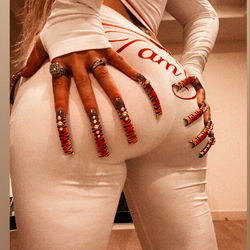 Diamond Royal: OnlyFans Model from Portland, Oregon