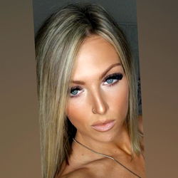 Samantha Joanne: OnlyFans Model and Actress