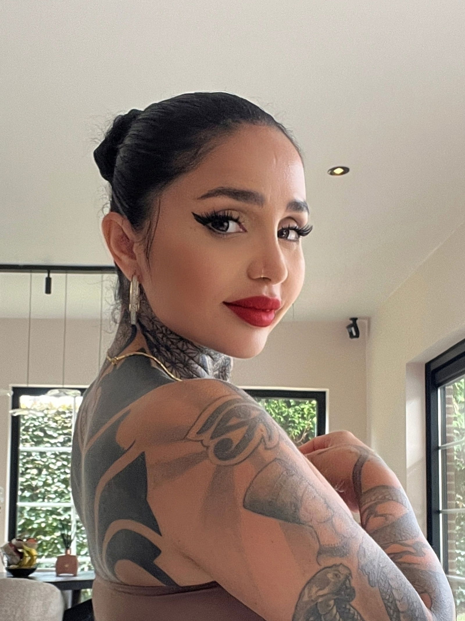 🍒  🅱️ETTY - 🅱️ANGS  🍒 photo