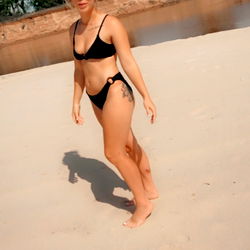 Beach Day With B - The Ultimate Fitness Model