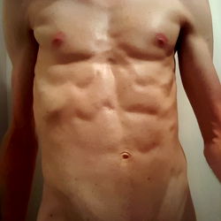 Ashley - Fitness Enthusiast