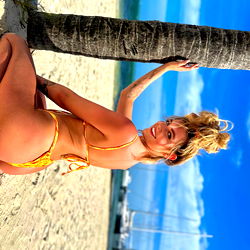 Mae winters 🍰 👩‍🦰 photo