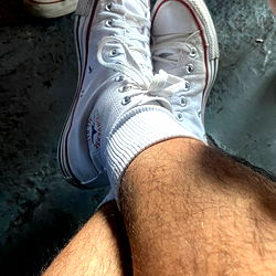 Alejandro Hernández's Casual Look with Converse All Stars