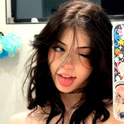 hannah °˖✧(^▽^)°˖✧ photo