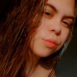 Emma Lee on OnlyFans, Stunning Model in Bath