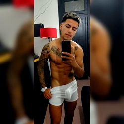 Ale, OnlyFans Model Posing in Underwear