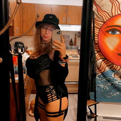 OnlyFans Model A in St. Paul, Minnesota