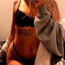 Aub the OnlyFans Model