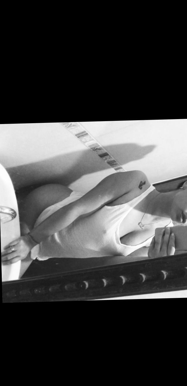 Sioomi Hot 😈💣 photo