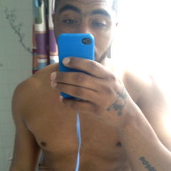 Bigcuhh26 Shirtless
