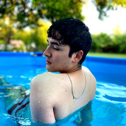 Miky Alarcon - Poolside Shoot