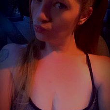 OnlyFans Model Queen D: USA