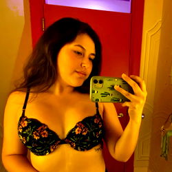 Fashionable Andromeda Model in Lingerie