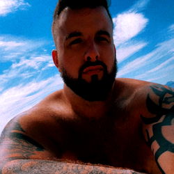 🇬🇧 ℍ𝔸ℕ𝔻ℂ𝕌𝔽𝔽𝔻𝔸𝔻𝔻𝕐 🍆  🔥 photo