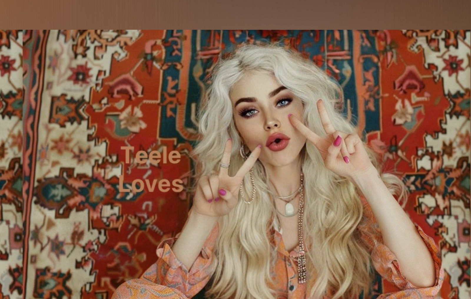 TeeleLovesFree photo