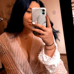 Angel Davis - OnlyFans Model