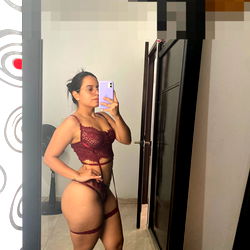 Model Photoshoot | Nas, Colombian OnlyFans Model