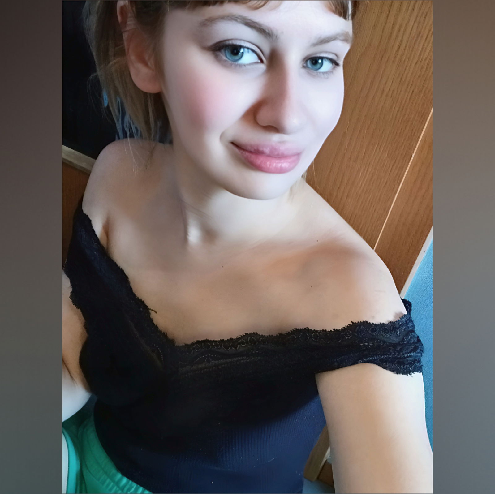 Sofie kicks balls 😈 photo