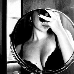 Angela - OnlyFans Model Photo