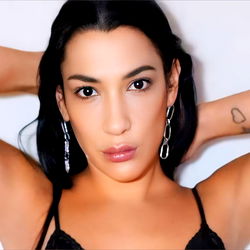 Ainoa, The Alluring OnlyFans Model