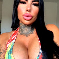 Beautiful OnlyFans Model Miss Karina