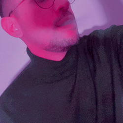 Fashion-forward Vintage Aesthetic in the 21st Century