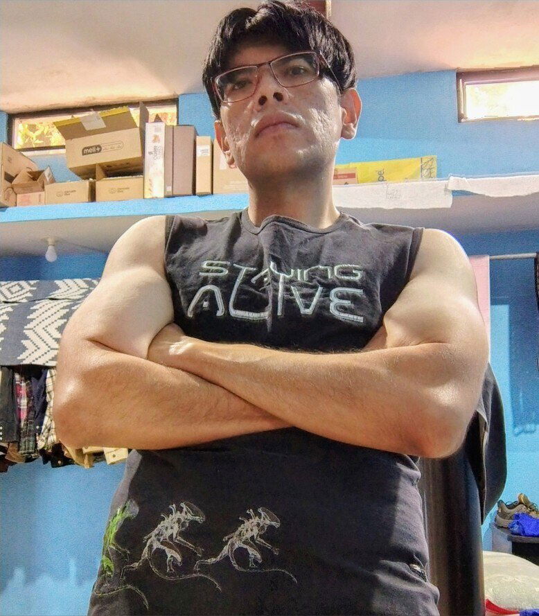 aL3x SíXxXeL 🤴🏻EL PRÍNCIPE DEL CHILOTE🌶️ photo