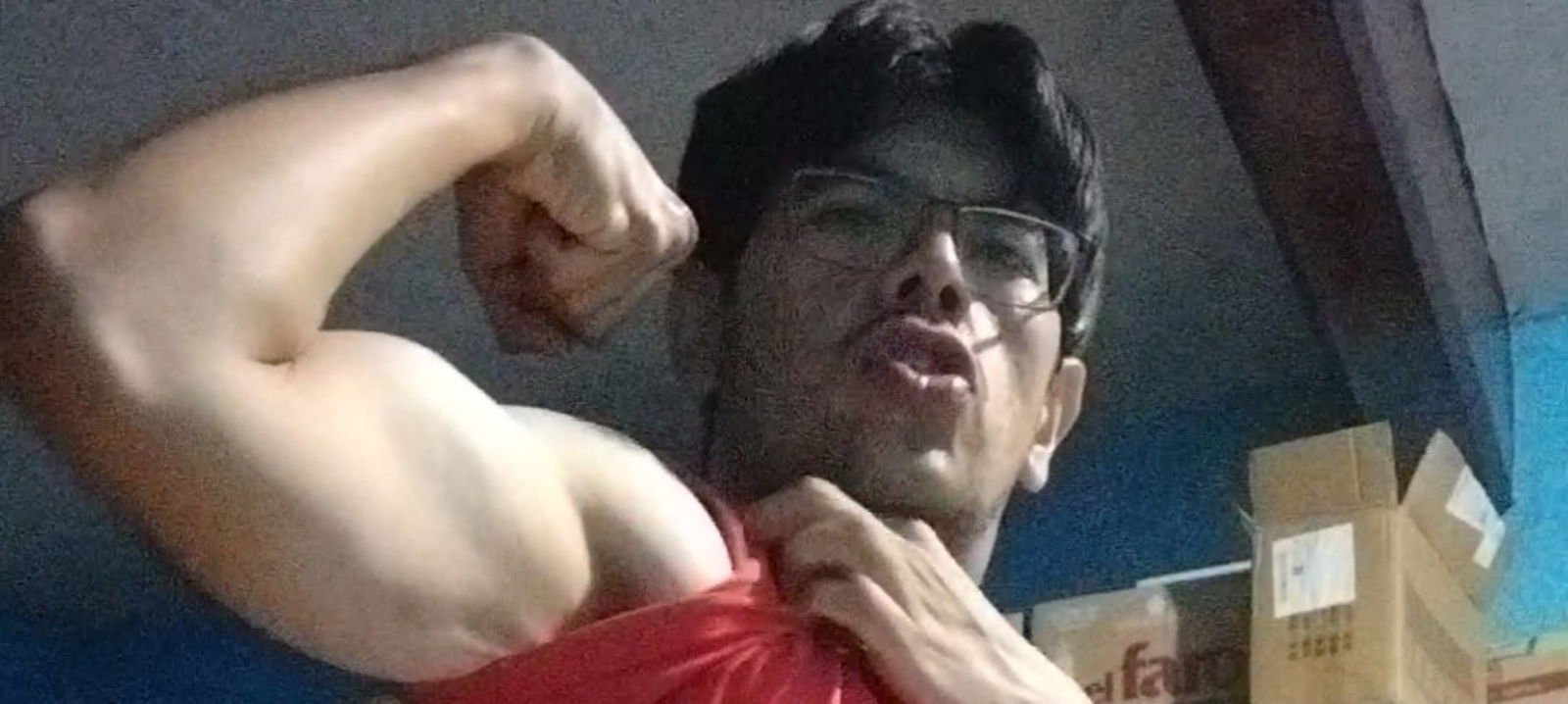 aL3x SíXxXeL 🤴🏻EL PRÍNCIPE DEL CHILOTE🌶️ photo