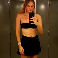 Sophie Asimov, an Onlyfans Model in a Restroom
