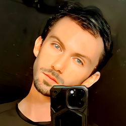 Alec Croft: A Striking OnlyFans Model