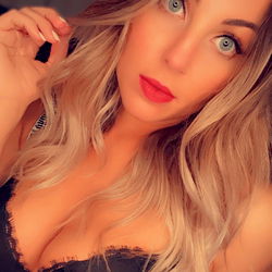 Beautiful Lucy C, a captivating lingerie model