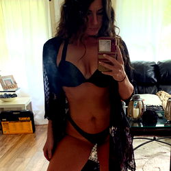 Alynne's OnlyFans Promo