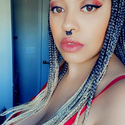 Beautiful OnlyFans Model Fae Strikes a Pose in Oklahoma City