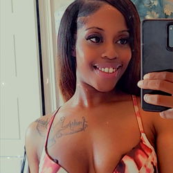 Cheeky Model A1babe in Vibrant Swimsuit