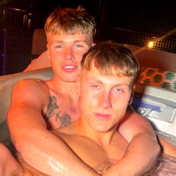 GAY 0161 COUPLE photo