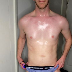 Crash, OnlyFans Model from Kentucky, USA: The Shirtless Guy Posing for His Fans