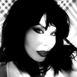 Athens, Greece: Alice_X Unveiled