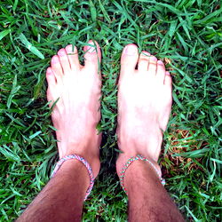 Aero Feet: A Mexican Model's Tattooed Toes